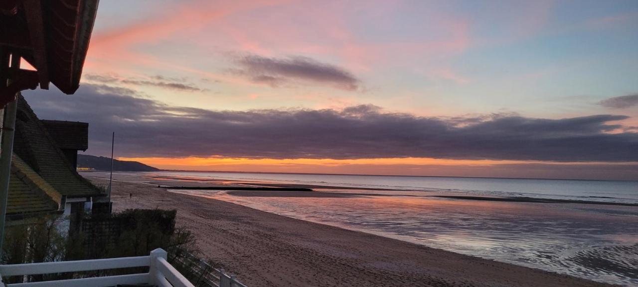 Appartamento Les Pieds Dans L'Eau Blonville-sur-Mer Esterno foto