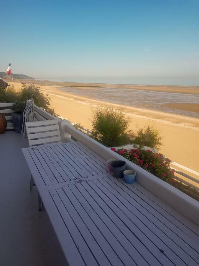 Appartamento Les Pieds Dans L'Eau Blonville-sur-Mer Esterno foto